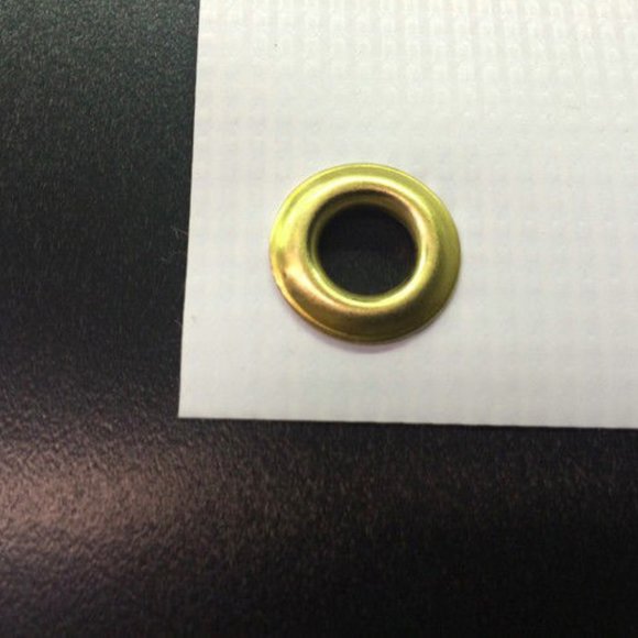 Retail Sign 4ft wide 2ft tall Clearance Sale Up to 50% Off Generic Vinyl Banner - Picture 3 of 5